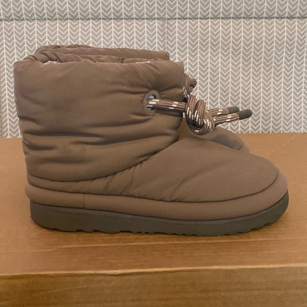 Big girls Ugg boots